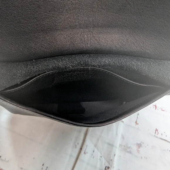 Coach Vintage Leather Slim Saddleback Crossbody Purse - Picture 3 of 9